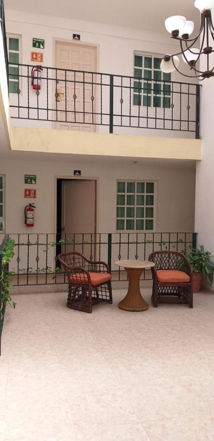 Hotel Gandhi Chetumal Bagian luar foto