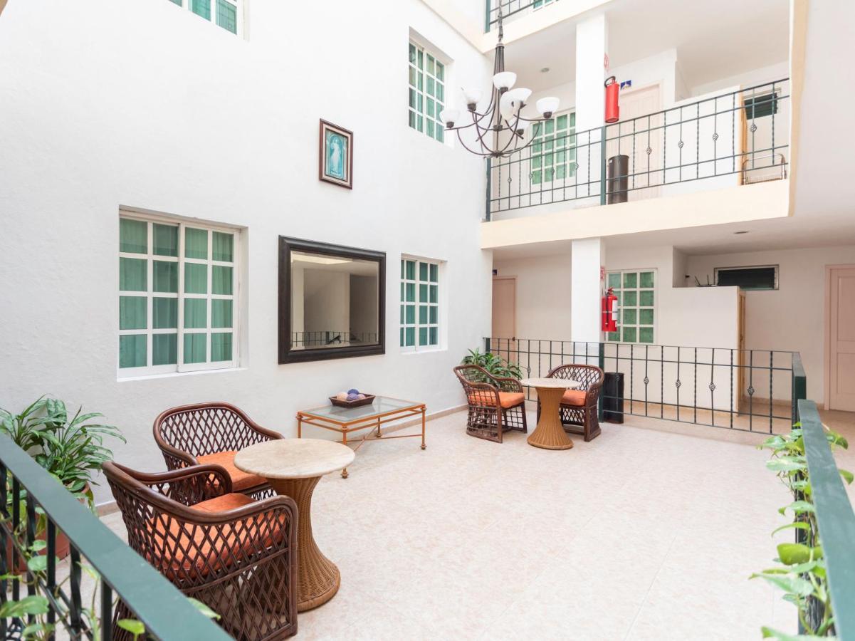 Hotel Gandhi Chetumal Bagian luar foto